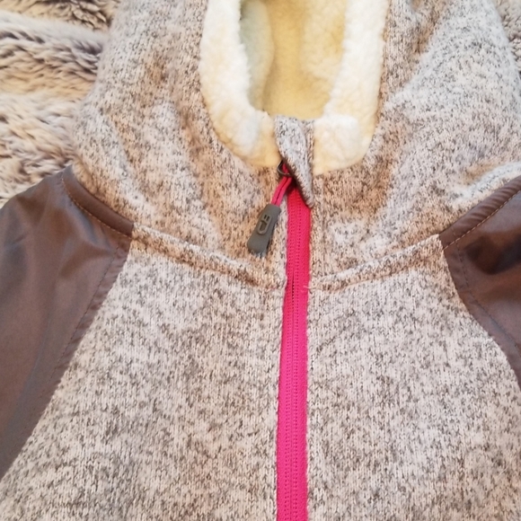 Jacket - Picture 2 of 4